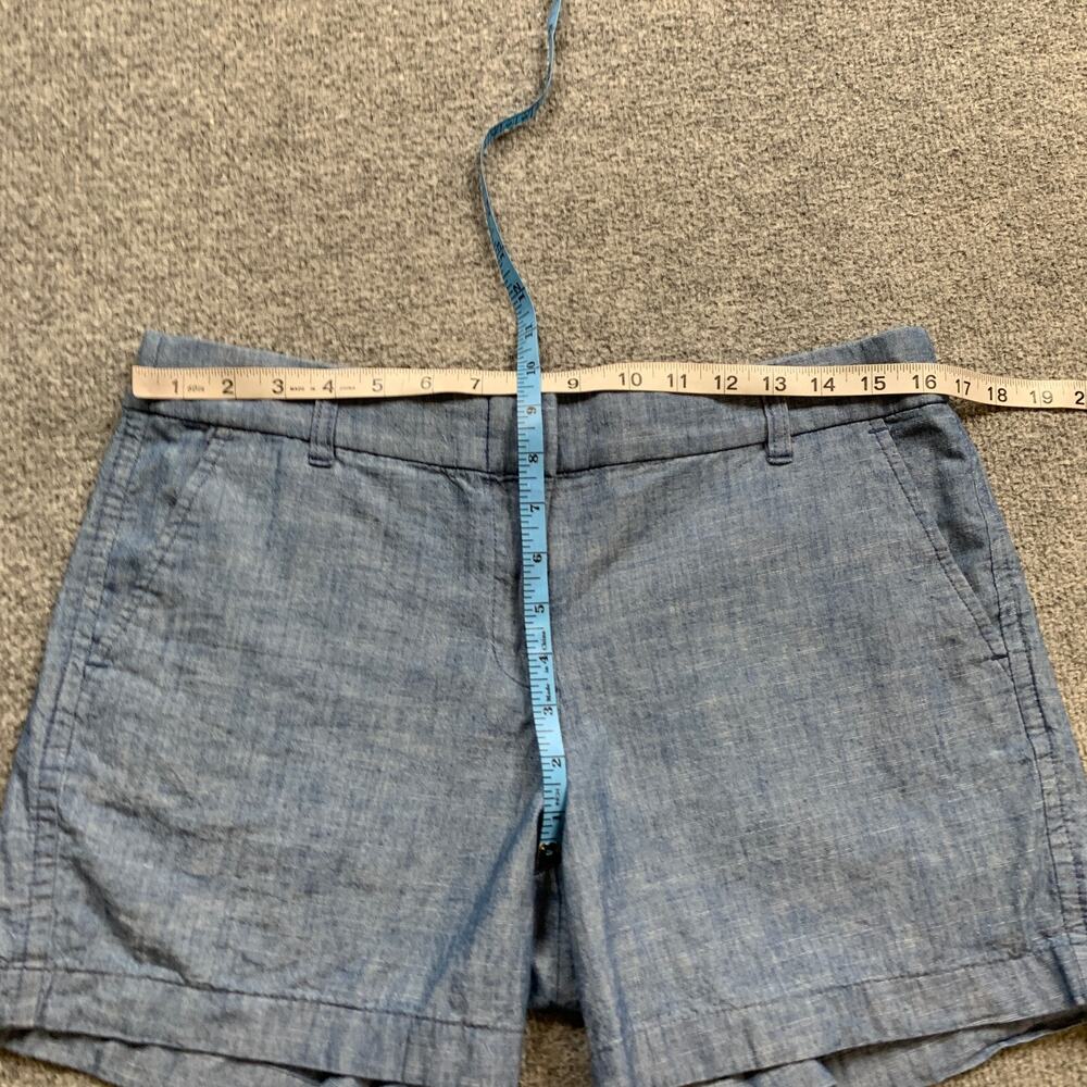 J Crew Shorts Women 8 Blue Classic Chambray Zip Fly Cotton Mid Rise Pocket Chino - Picture 6 of 12